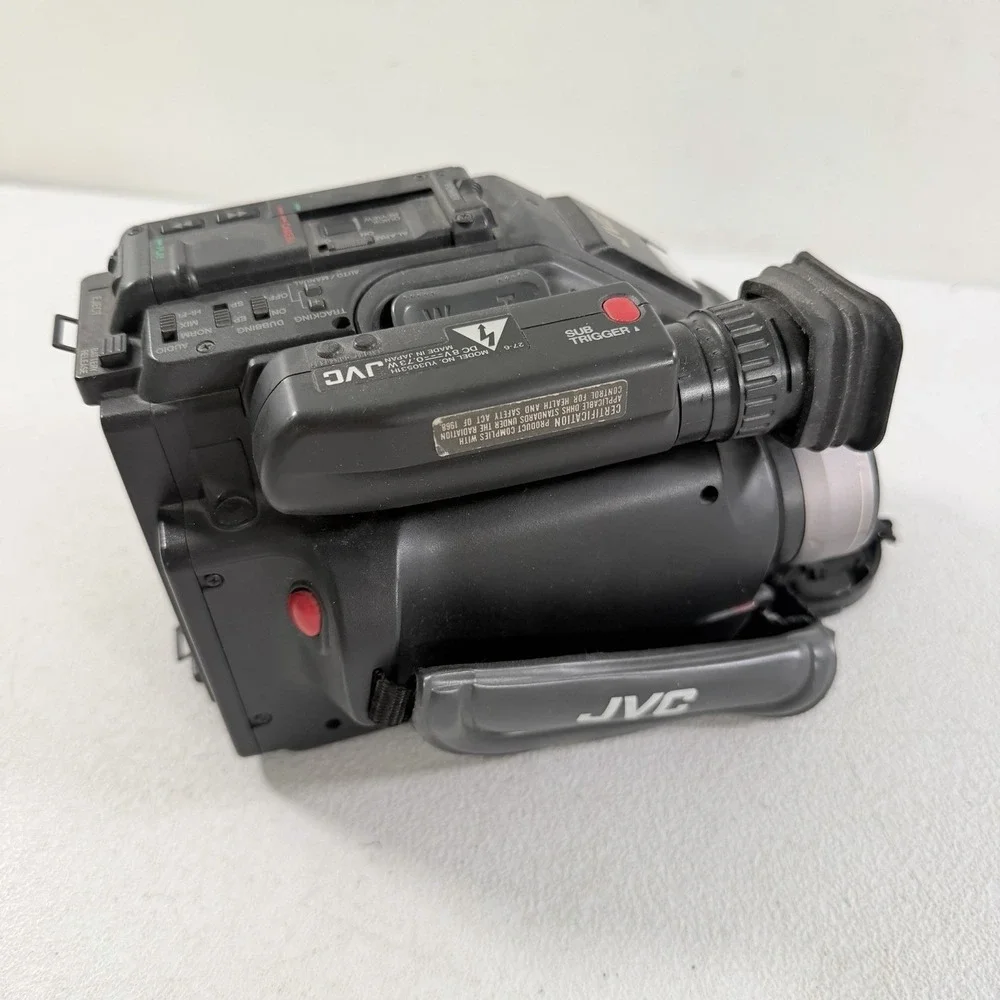JVC GR-SX90U Compact Super VHS VHS-C Camcorder Video Camera AS IS UNTESTED